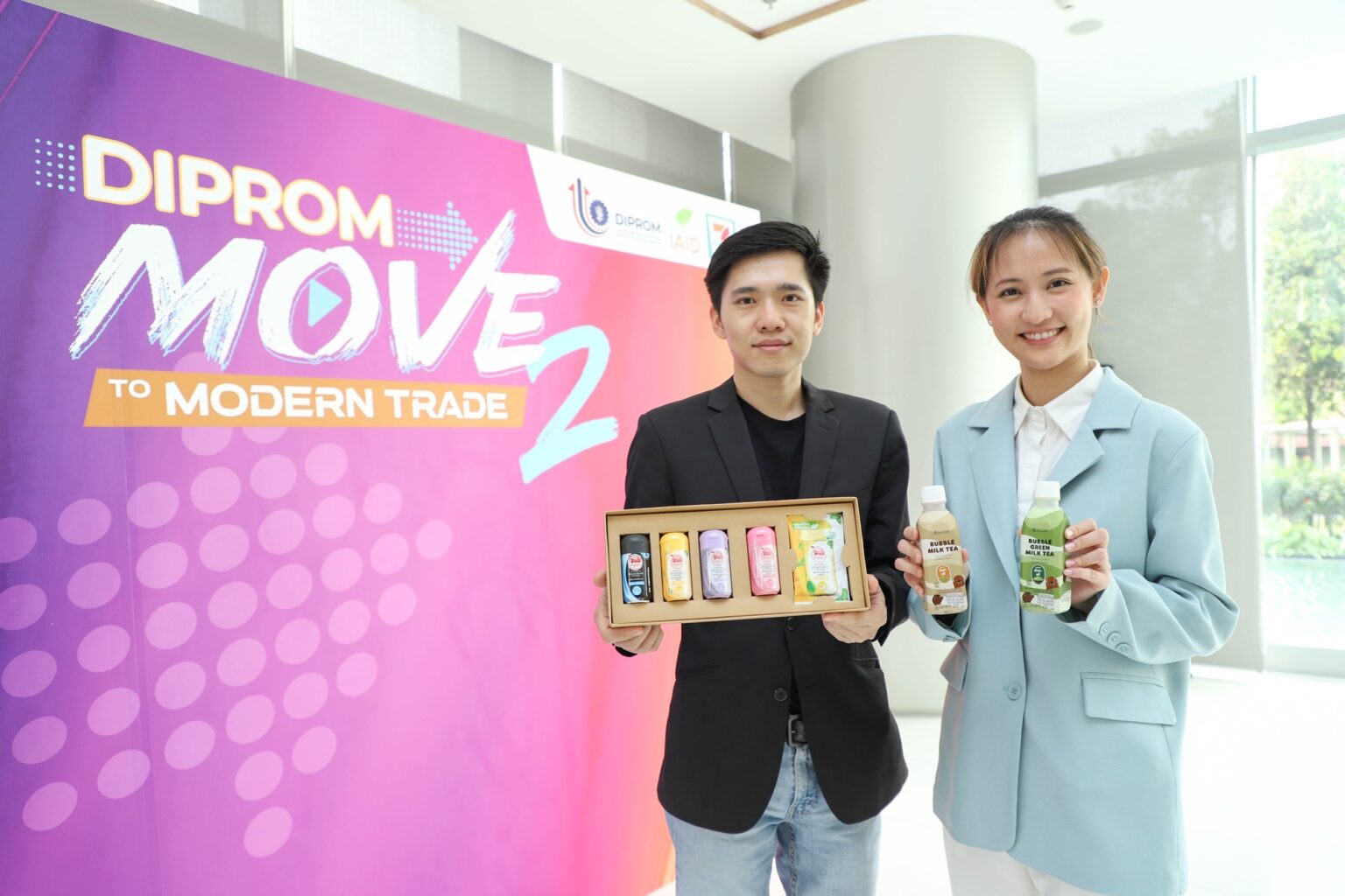 เปิดสูตรโตไม่หยุด…ฉุดไม่อยู่ “แป้งระงับกลิ่น เต่าเหยียบโลก-ชานมไข่มุก นิชิ” เชื่อมั่นในแบรนด์-ออกโปรดักต์ตื่นเต้น-มีสตอรี่ที่มา สร้างชื่อสุดปังในเซเว่นฯ