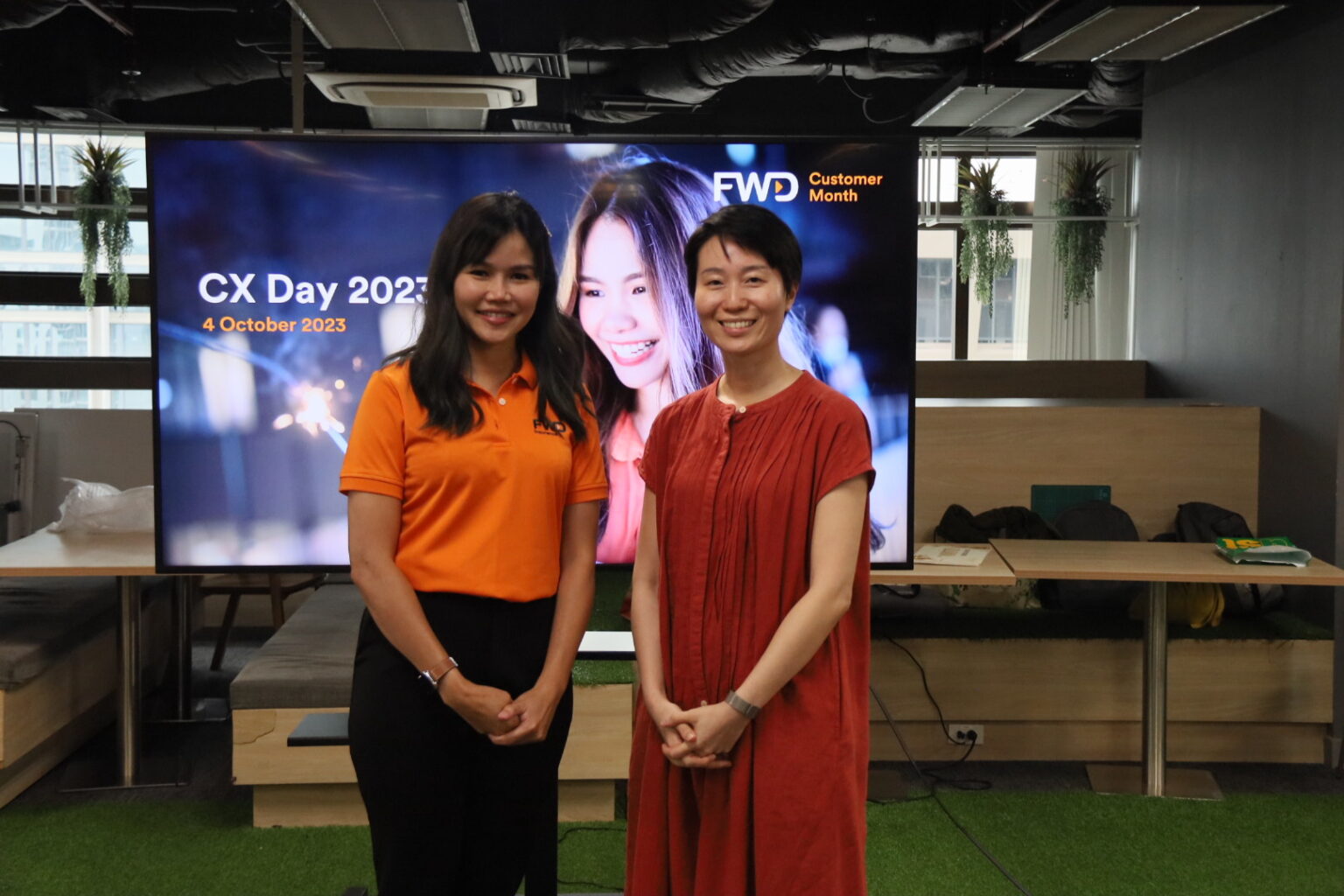 FWD ประกันชีวิต จัดบรรยายพิเศษให้พนักงานในการ “ส่งมอบประสบการณ์ที่ดีให้ลูกค้า…ไม่ว่าใครก็ทำได้”