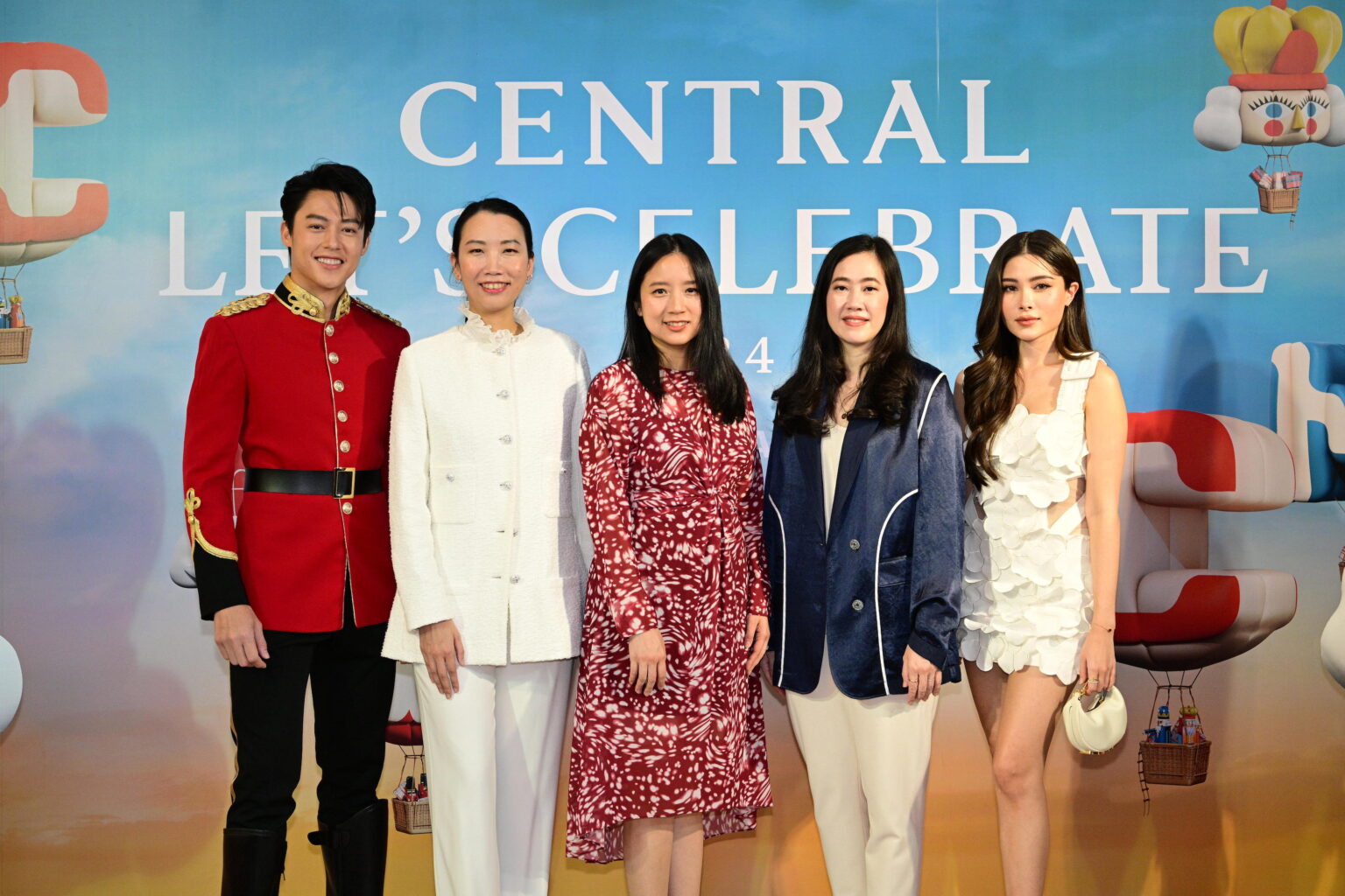 “ห้างเซ็นทรัล” ยกบรรยากาศคริสต์มาสส่งตรงจากลอนดอนมาไว้ที่เมืองไทย ชวนฉลองช่วงเวลาแห่งความสุขกับ “CENTRAL LET’S CELEBRATE 2024”