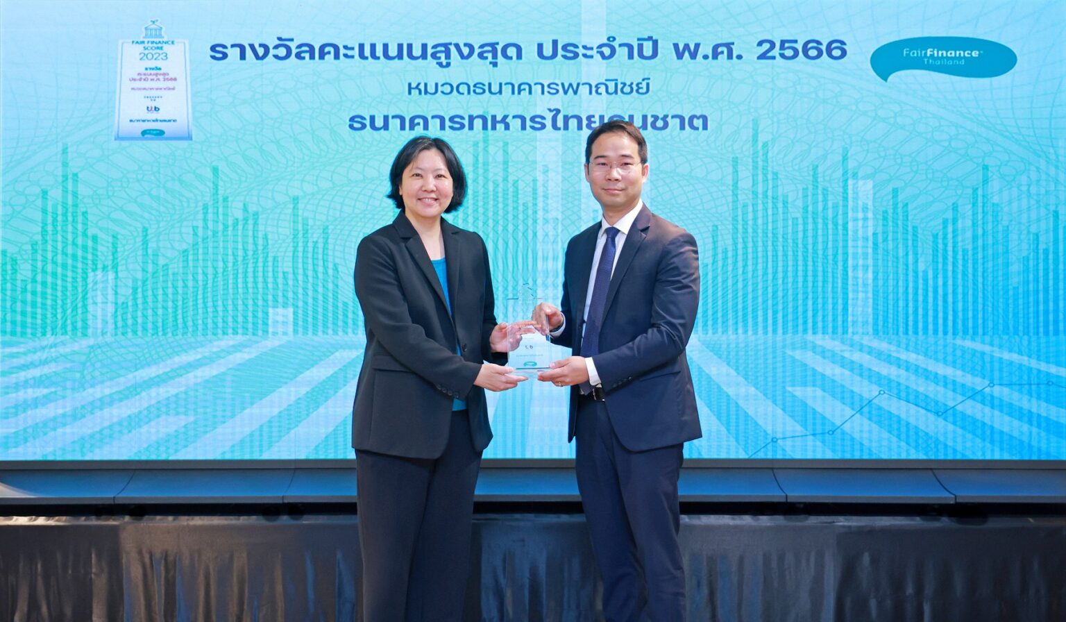 ทีทีบี ครองอันดับหนึ่งธนาคารไทยด้าน ESG คะแนนสูงสุด 5 ปีซ้อน ตอกย้ำความสำเร็จก้าวสู่ “การธนาคารเพื่อความยั่งยืน”