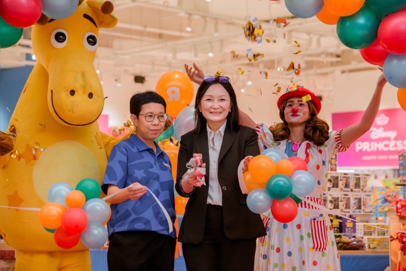 ทอยส์”อาร์”อัส (Toys“R”Us) เปิดคอนเซ็ปต์ สโตร์ แห่งแรกในประเทศไทย ที่ วัน แบงค็อก