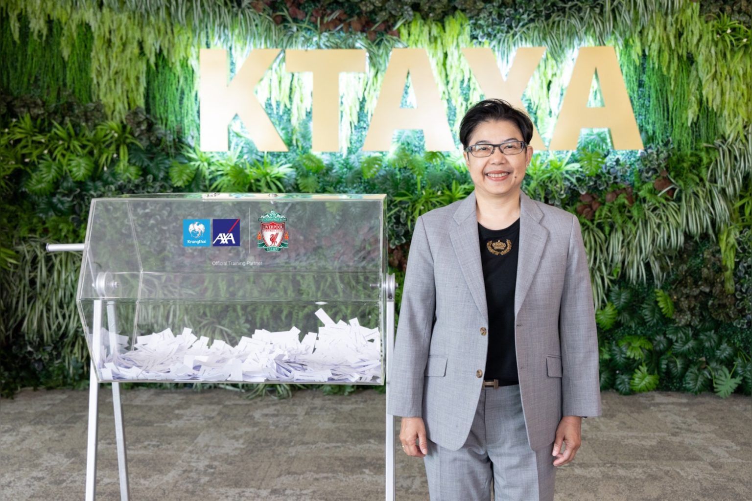 กรุงไทย–แอกซ่า ประกันชีวิต ประกาศรายชื่อผู้โชคดีในแคมเปญ “ลุ้นทริปเที่ยวอังกฤษ พร้อมดูบอลทีมลิเวอร์พูลสุดเอ็กซ์คลูซีฟ” ประจำปี 2568