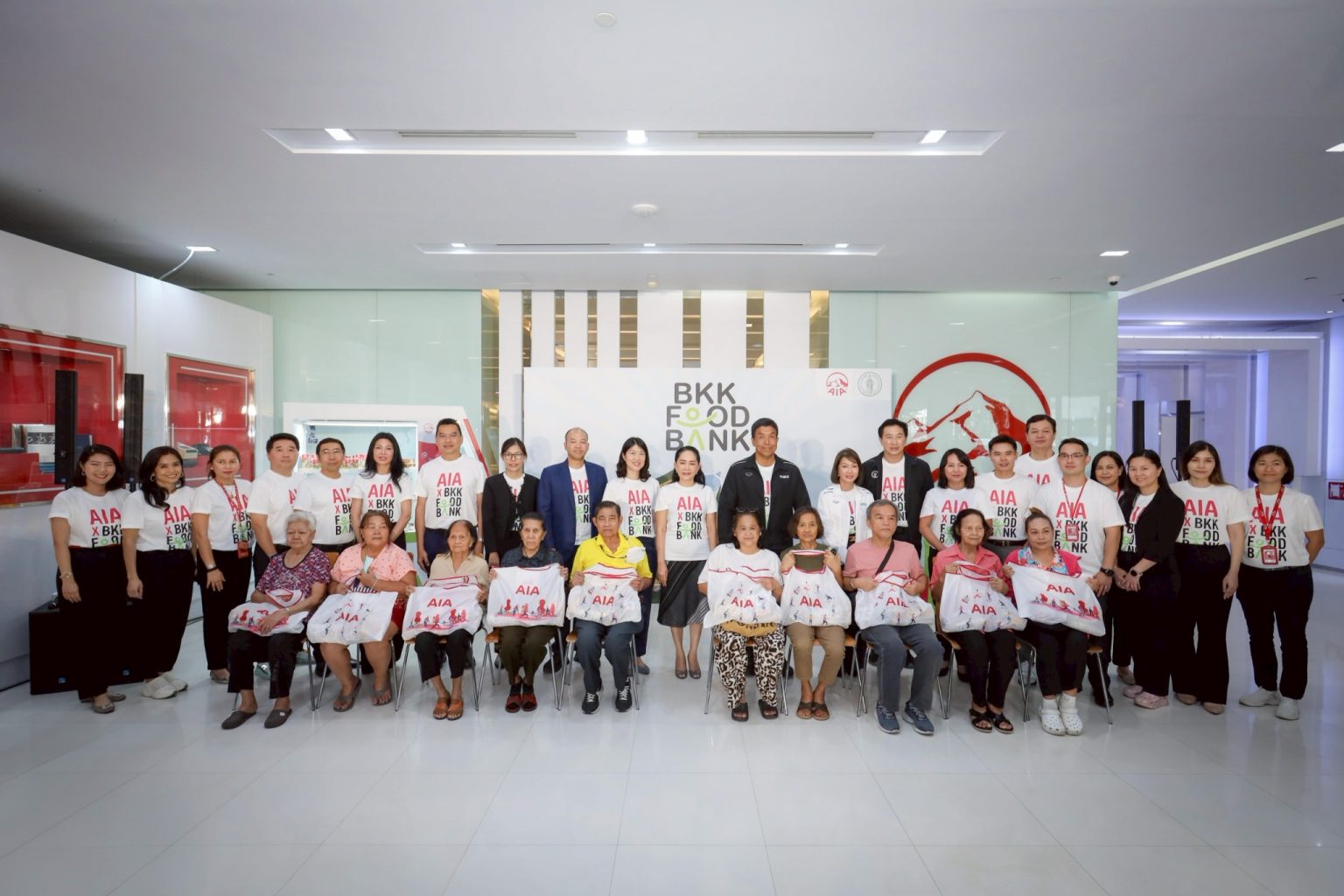 เอไอเอ ประเทศไทย จับมือ กรุงเทพมหานคร และเขตบางรัก จัดแคมเปญ “AIA x BKK Food Bank” ร่วมส่งต่อน้ำใจให้กลุ่มเปราะบาง