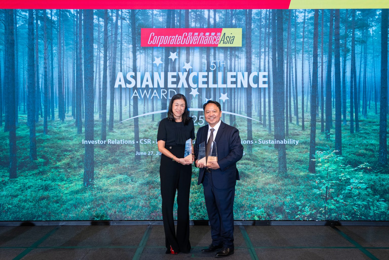 ทีทีบี คว้า 5 รางวัลยอดเยี่ยม เวที Asian Excellence Award 2025
