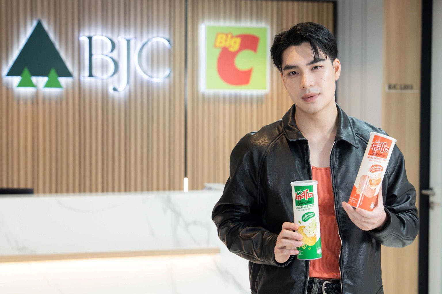 “เทสโต” เปิดตัวนวัตกรรมมันฝรั่งทอดกรอบใหม่ “เทสโต ซิกเนเจอร์ โปเตโต้ อินคลูชั่น คริปส์” พร้อมพรีเซ็นเตอร์คนล่าสุด “เอม สรรเพชญ์”
