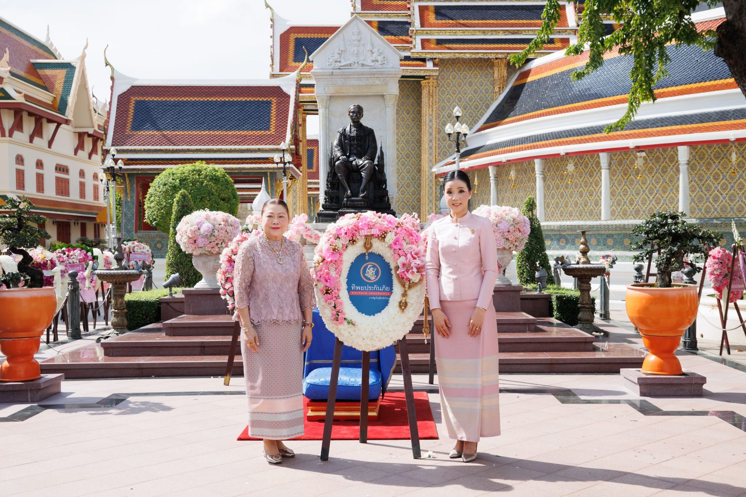 ทิพยประกันภัย ร่วมวางพวงมาลาถวายราชสักการะพระบรมราชานุสาวรีย์ รัชกาลที่ 5