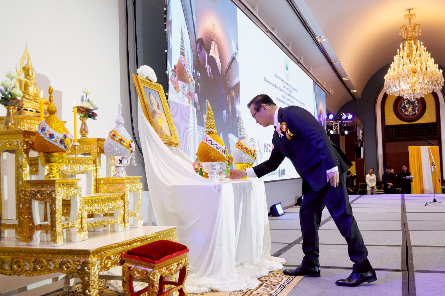 ทิพยประกันภัย คว้า 2 รางวัลใหญ่ “กองทุนสำรองเลี้ยงชีพดีเด่น” ต่อเนื่องปีที่ 2 พร้อมรางวัลคณะกรรมการส่งเสริมดีเด่น ปี 2568