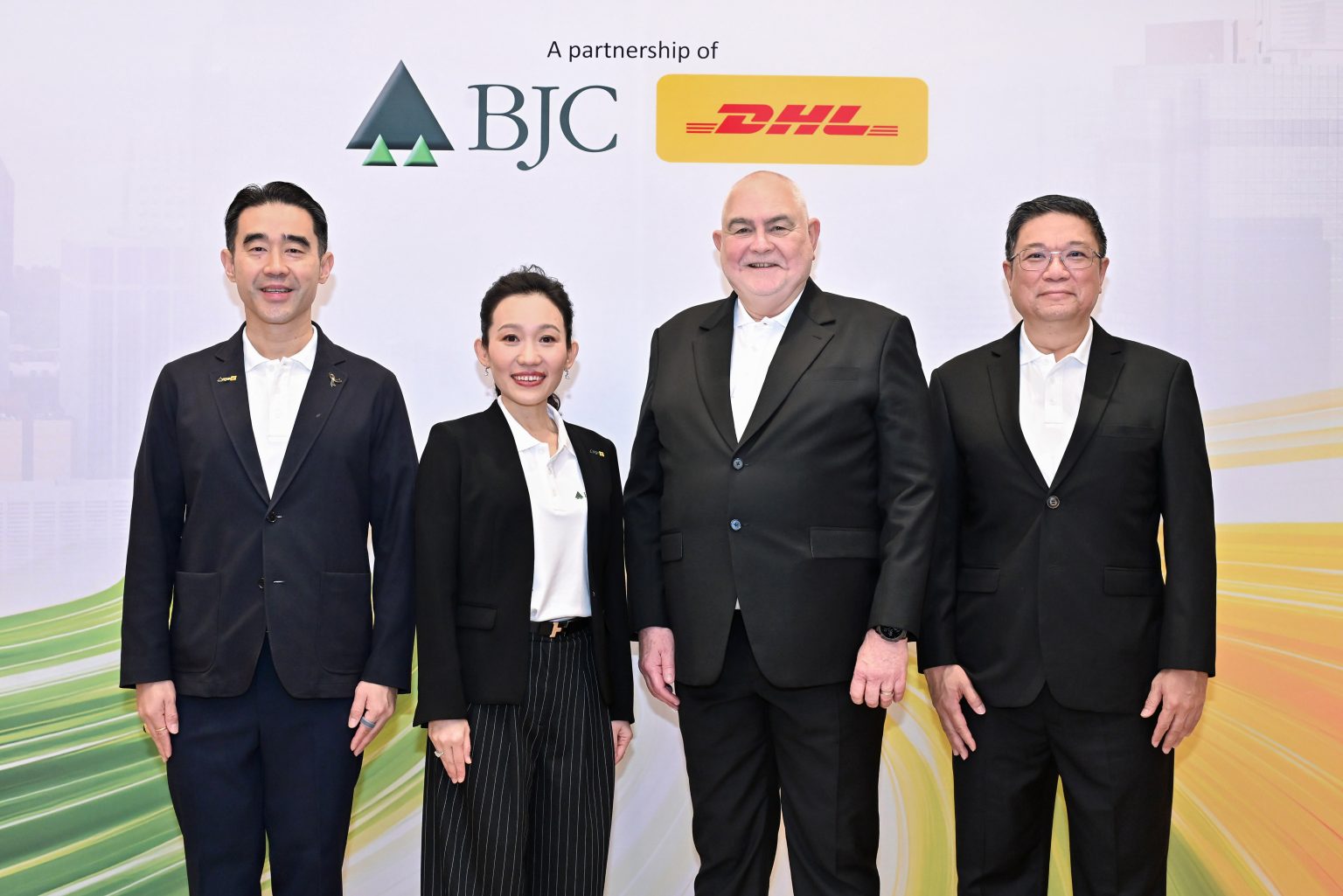 เบอร์ลี่ ยุคเกอร์ โลจิสติกส์ – ดีเอชแอล ซัพพลายเชน ผนึกกำลังก่อตั้งบริษัทร่วมทุน ยกระดับโลจิสติกส์เฮลธ์แคร์ในประเทศไทย