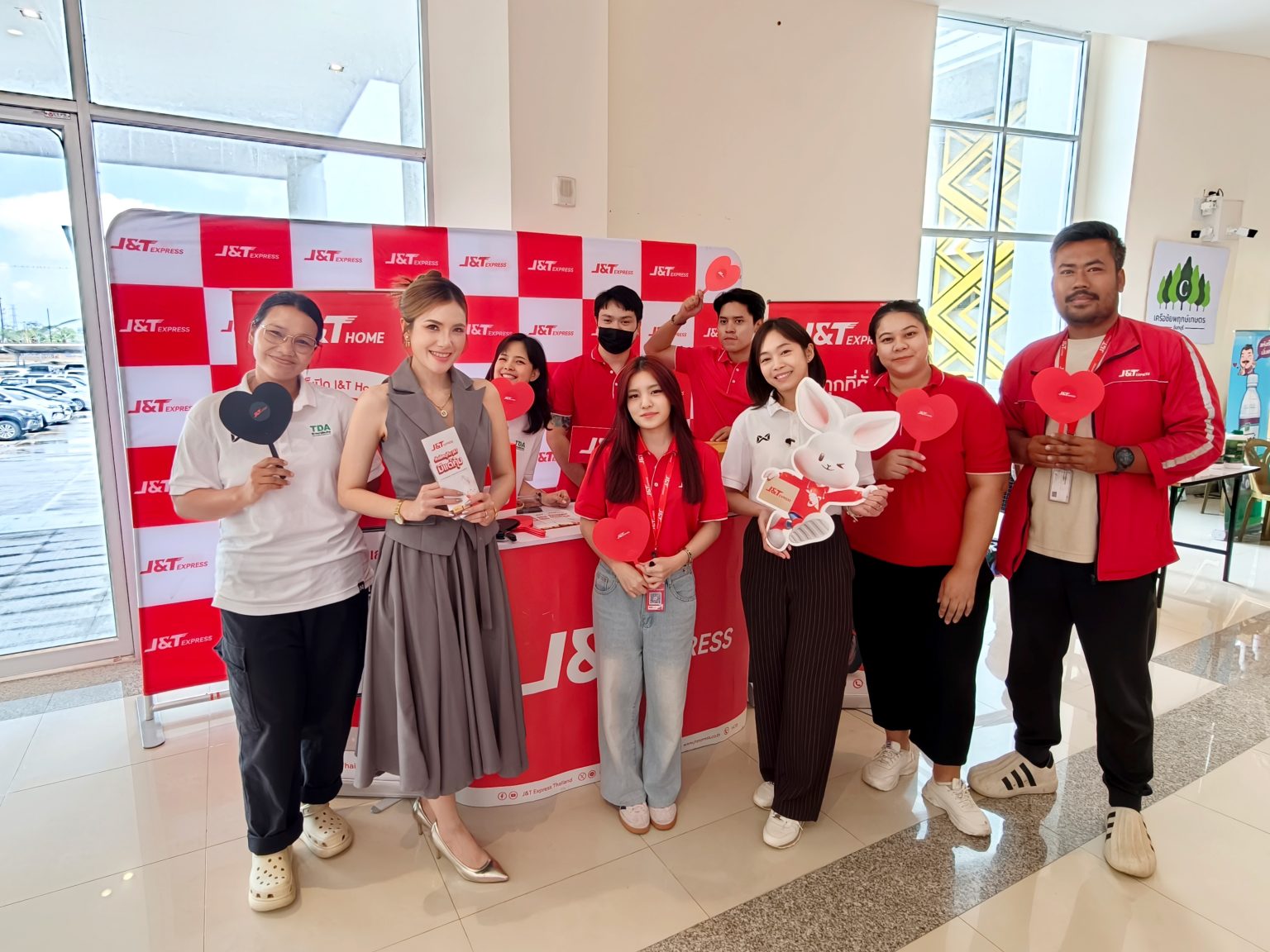 เจแอนด์ที เอ็กซ์เพรส ร่วมเวทีสัมมนา “การตลาดออนไลน์และการขนส่งสินค้าเกษตรอย่างมีประสิทธิภาพ” แบ่งปันประสบการณ์โลจิสติกส์สำหรับสินค้าเกษตร