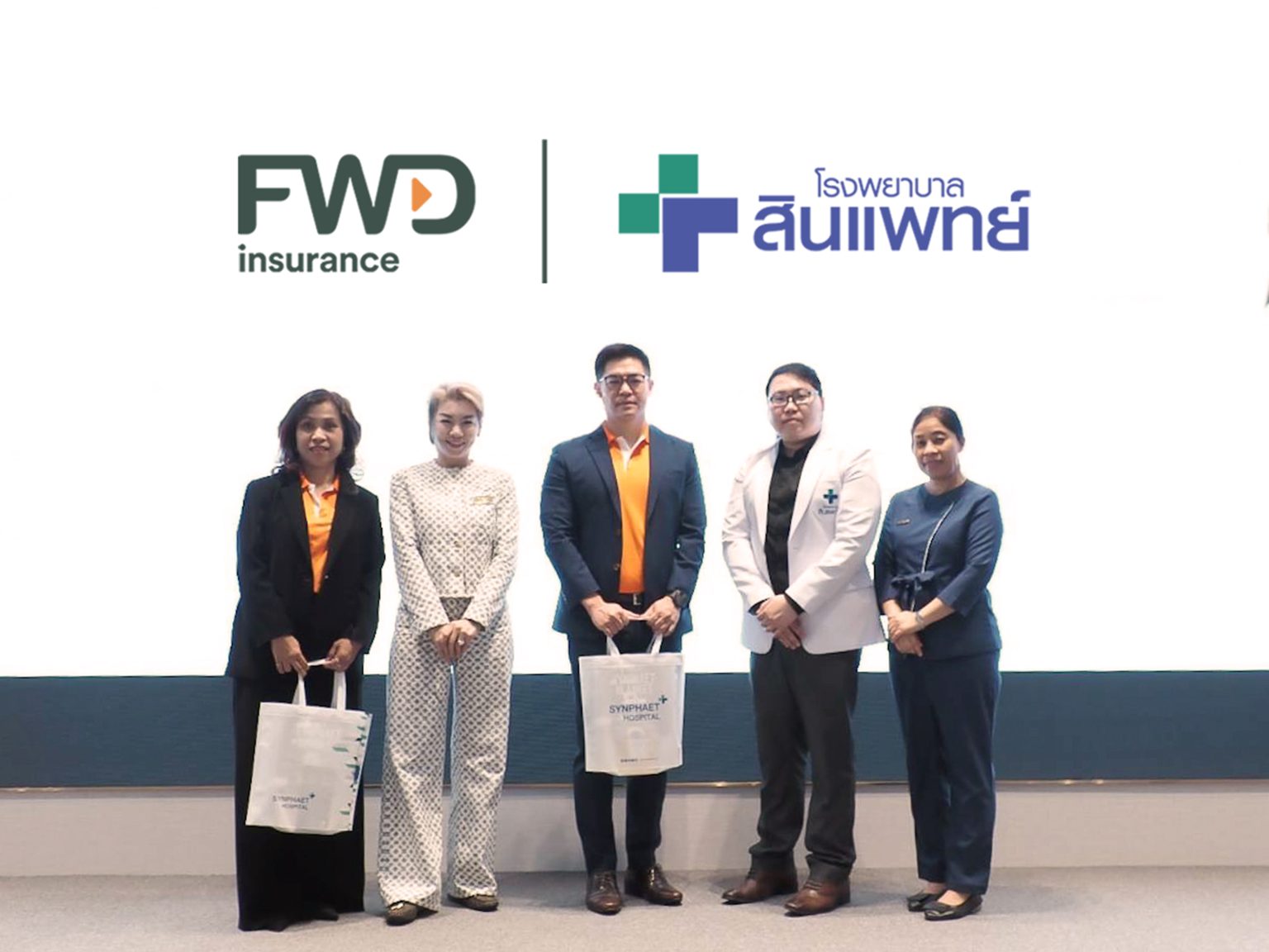 FWD ประกันชีวิต ชวนผู้ปกครองร่วม Health Talk แนะวัคซีนไข้หวัดใหญ่ เตรียมลูกให้พร้อมก่อนเปิดเทอม