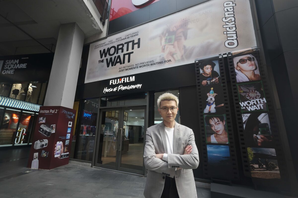 ฟูจิฟิล์ม ฉลองใหญ่ครบรอบ 40 ปี QuickSnap เปิดแคมเปญ “Worth The Wait” ชวนทุกคนสร้างความทรงจำที่ “คุ้มค่าการรอคอย” กับกล้องตัวดังที่ครองใจคนทั่วโลก