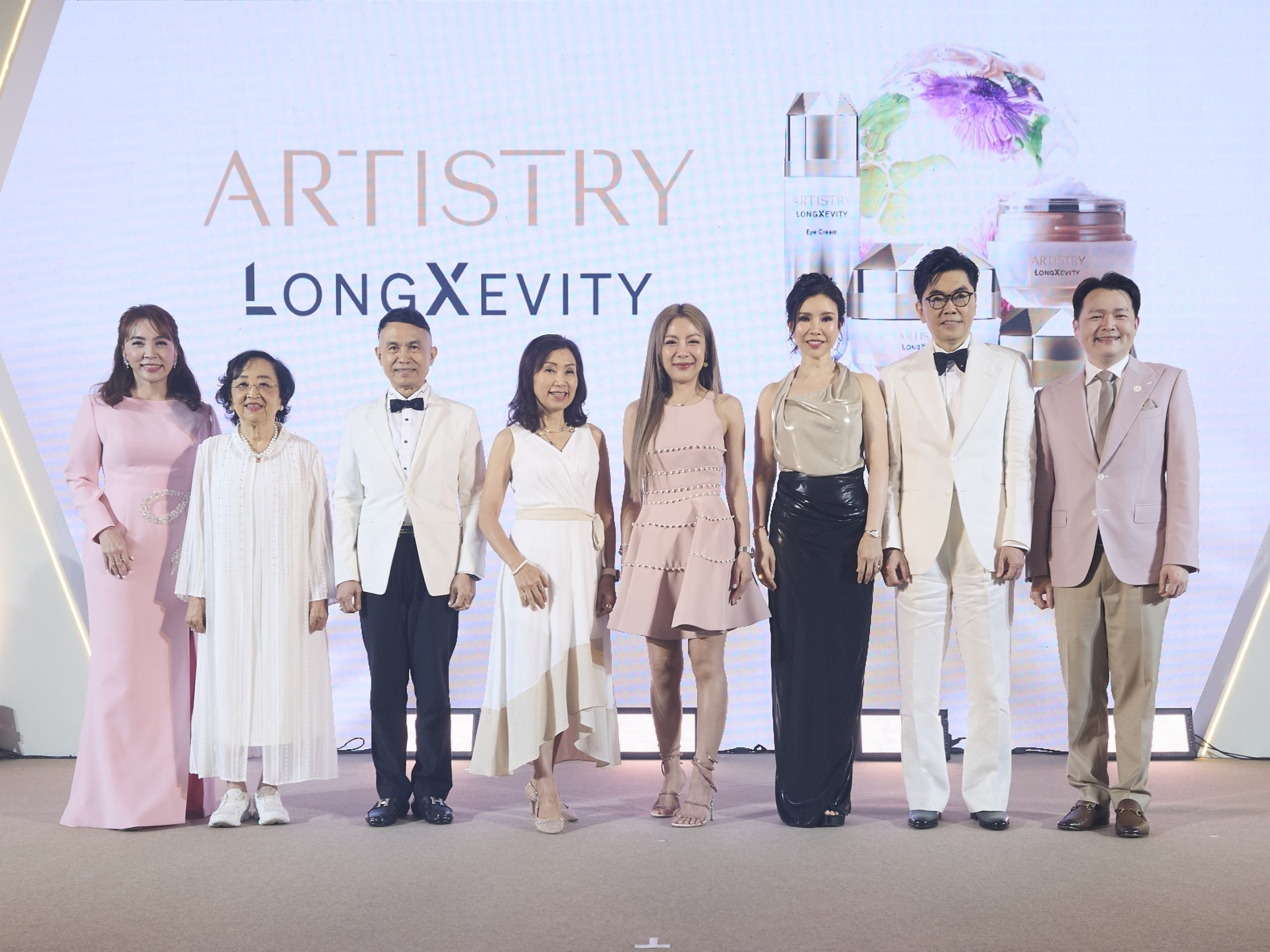 แอมเวย์ ยกระดับสกินแคร์สู่มิติใหม่ของ Skin Longevity เผยความงามที่ยั่งยืน กับ “Artistry LongXevity Grand Opening Diamond Night”