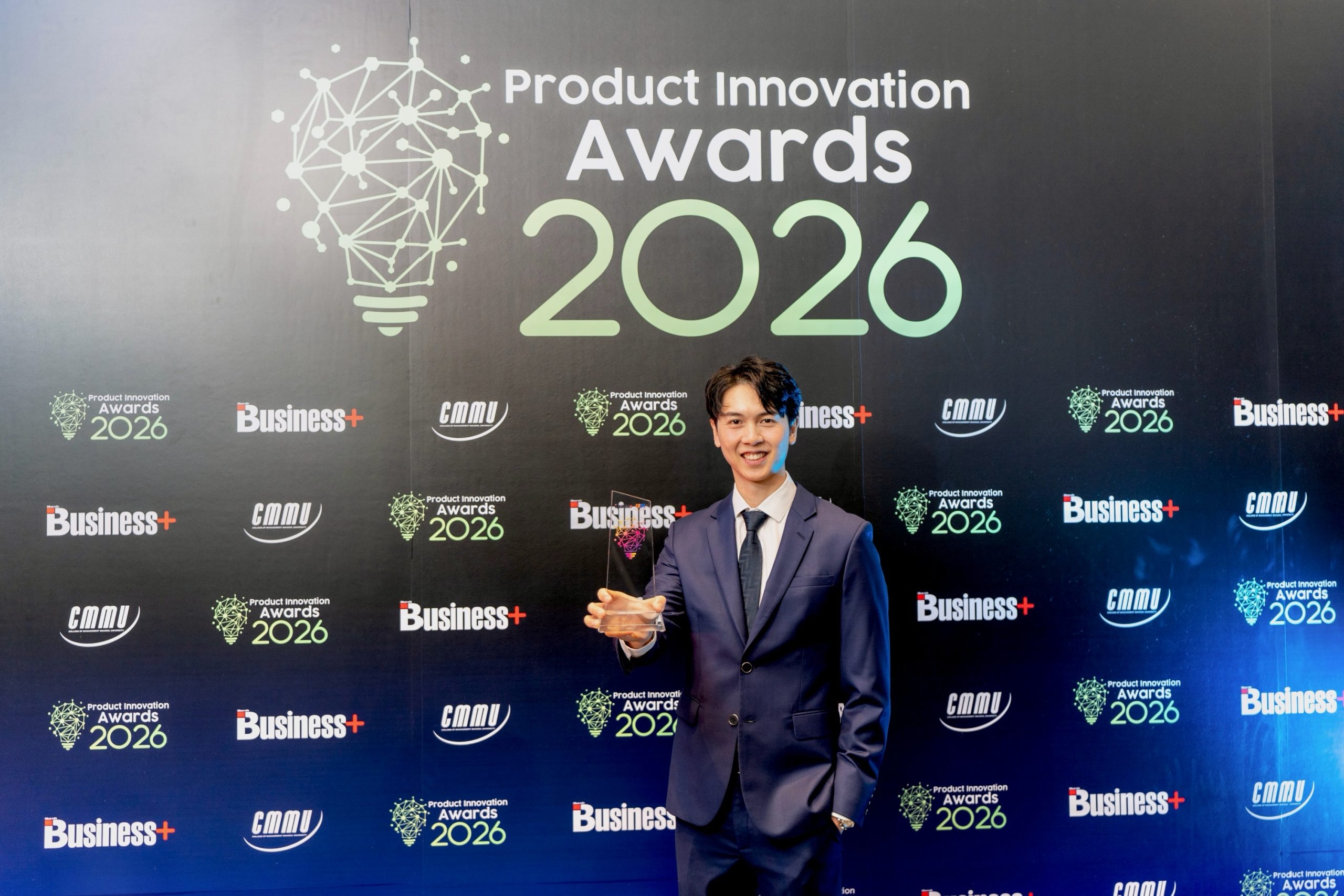 กรุงเทพประกันชีวิต ปลื้ม ประกันเด็ก “กรุงเทพสมาร์ท คิดส์” คว้ารางวัล “สุดยอดนวัตกรรมสินค้าและบริการแห่งปี 2569”