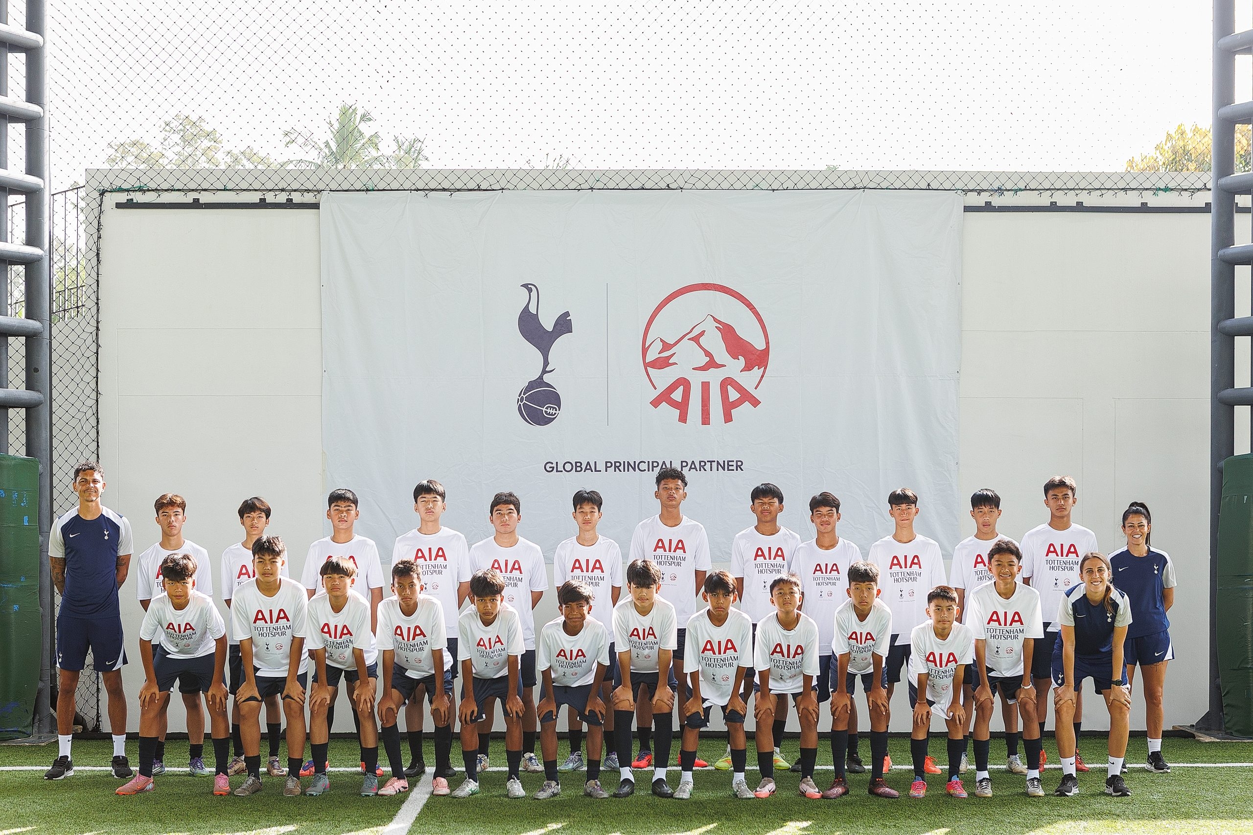 เอไอเอ ประเทศไทย จัดกิจกรรม AIA Spurs Elite Football Camp 2025 คัด 24 เยาวชน  เก็บตัวเพื่อพัฒนาศักยภาพทักษะการเป็นนักฟุตบอลมืออาชีพ ณ เกาะสมุย