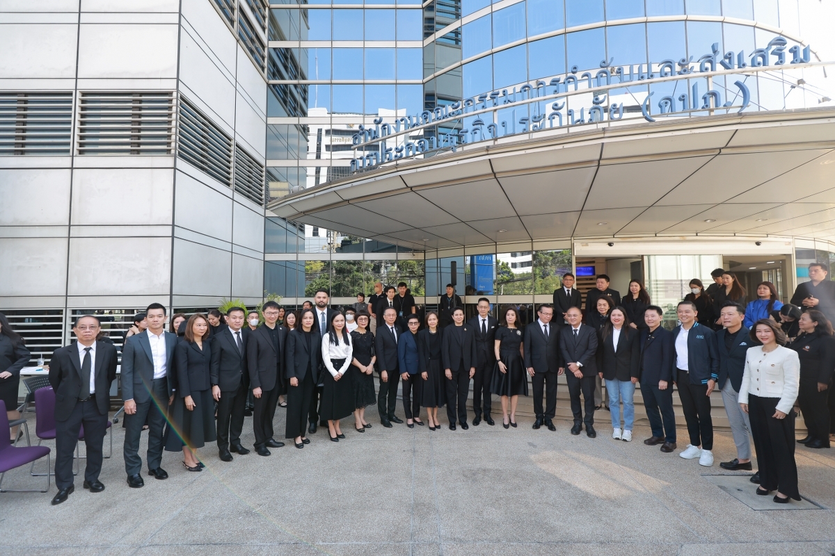 สมาคมประกันชีวิตไทยผนึกกำลังอุตสาหกรรมประกันภัยส่งต่อความห่วงใยช่วยเหลือผู้ประสบภัยภาคใต้