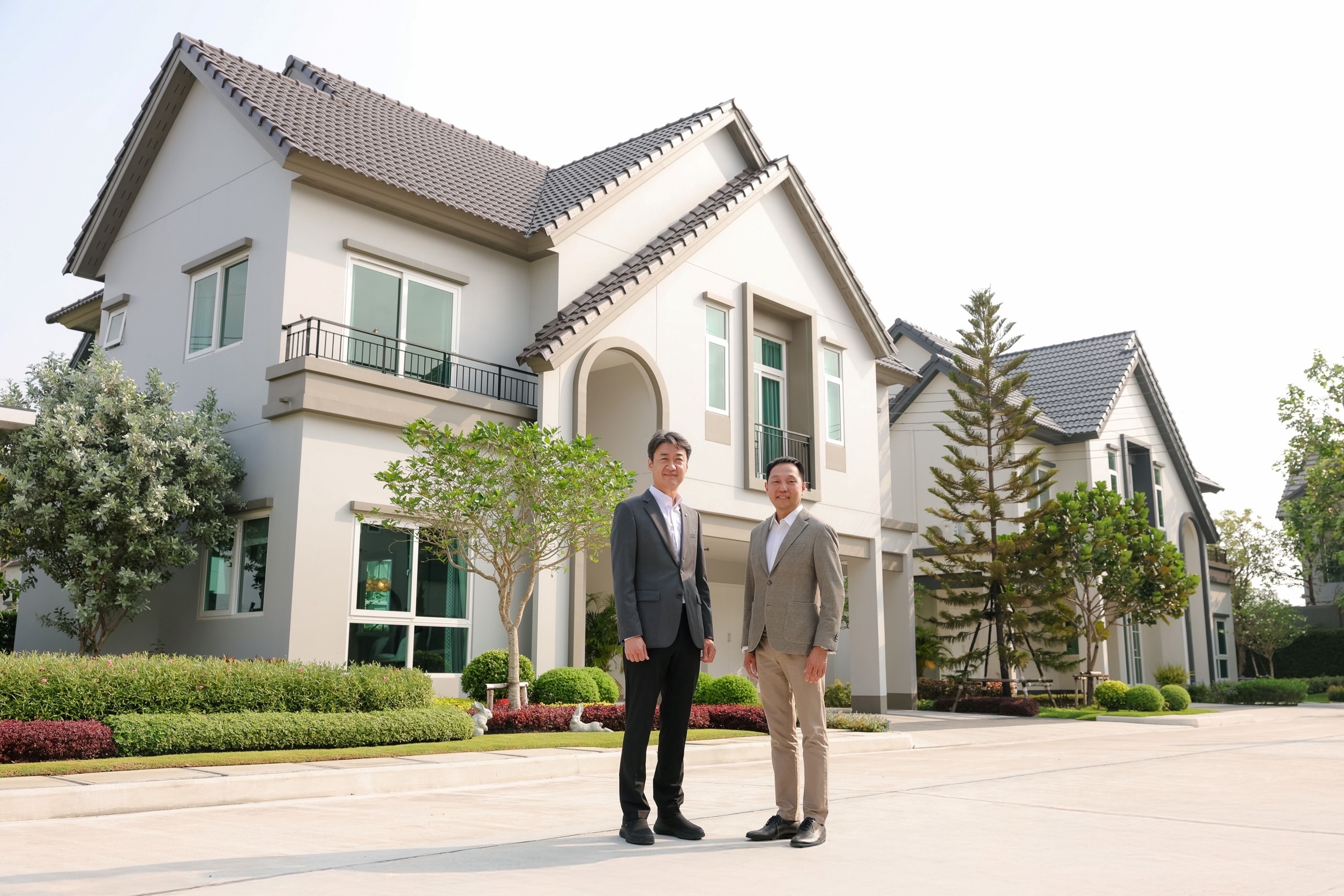 LG รุกหนัก B2B จับมือแสนสิริ ติดตั้งแอร์กว่า 10,000 เครื่อง ล่าสุดลุยต่อโครงการ “สราญสิริ จตุโชติ”