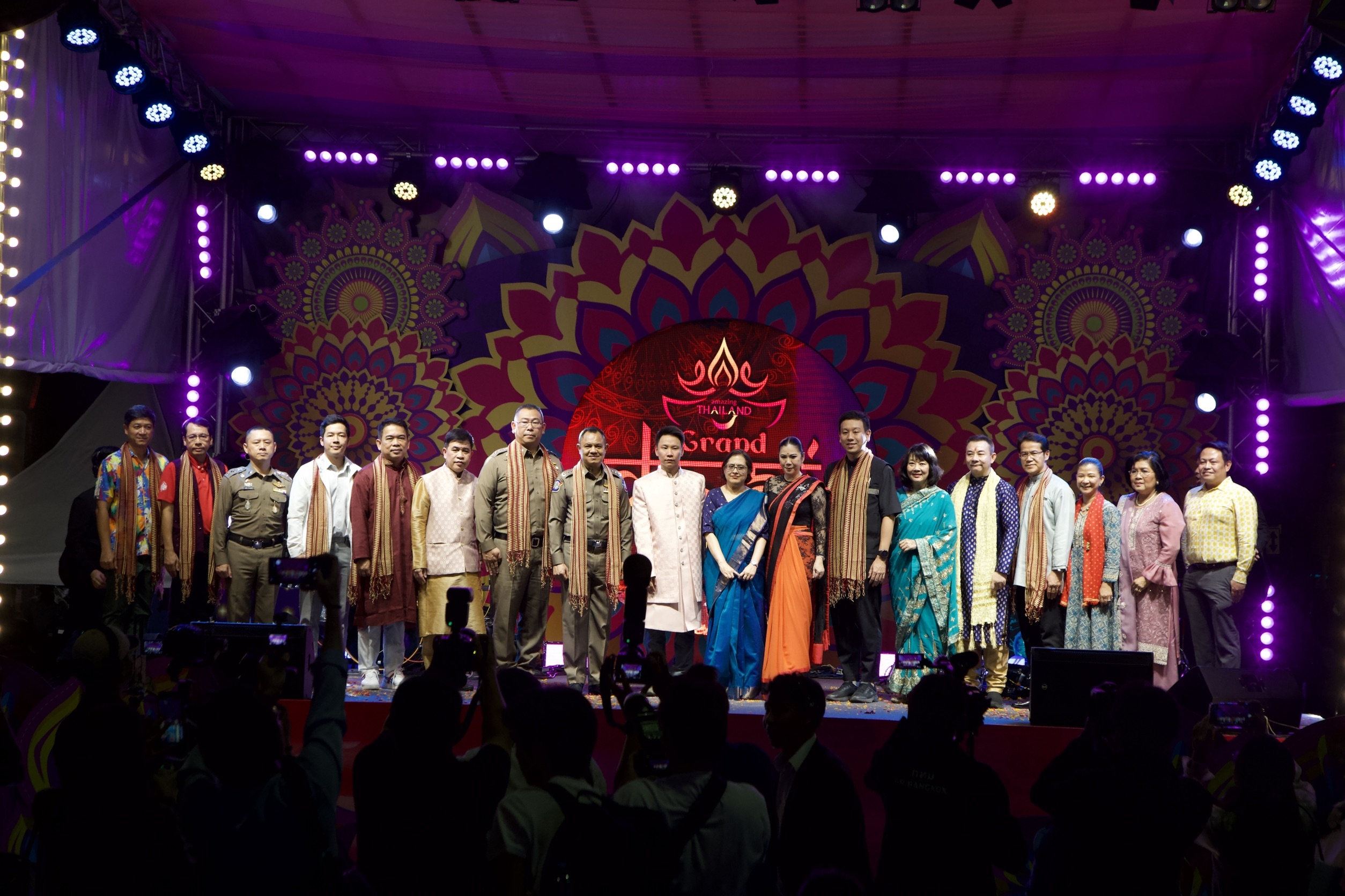 ททท. เปิดงาน Amazing Thailand Grand Diwali Festival 2025 ร่ายมนต์เสน่ห์เทศกาลแห่งแสงสว่าง ‘Light Unites Us’ ฉลองยิ่งใหญ่มิตรภาพ 2 ประเทศแน่นแฟ้น