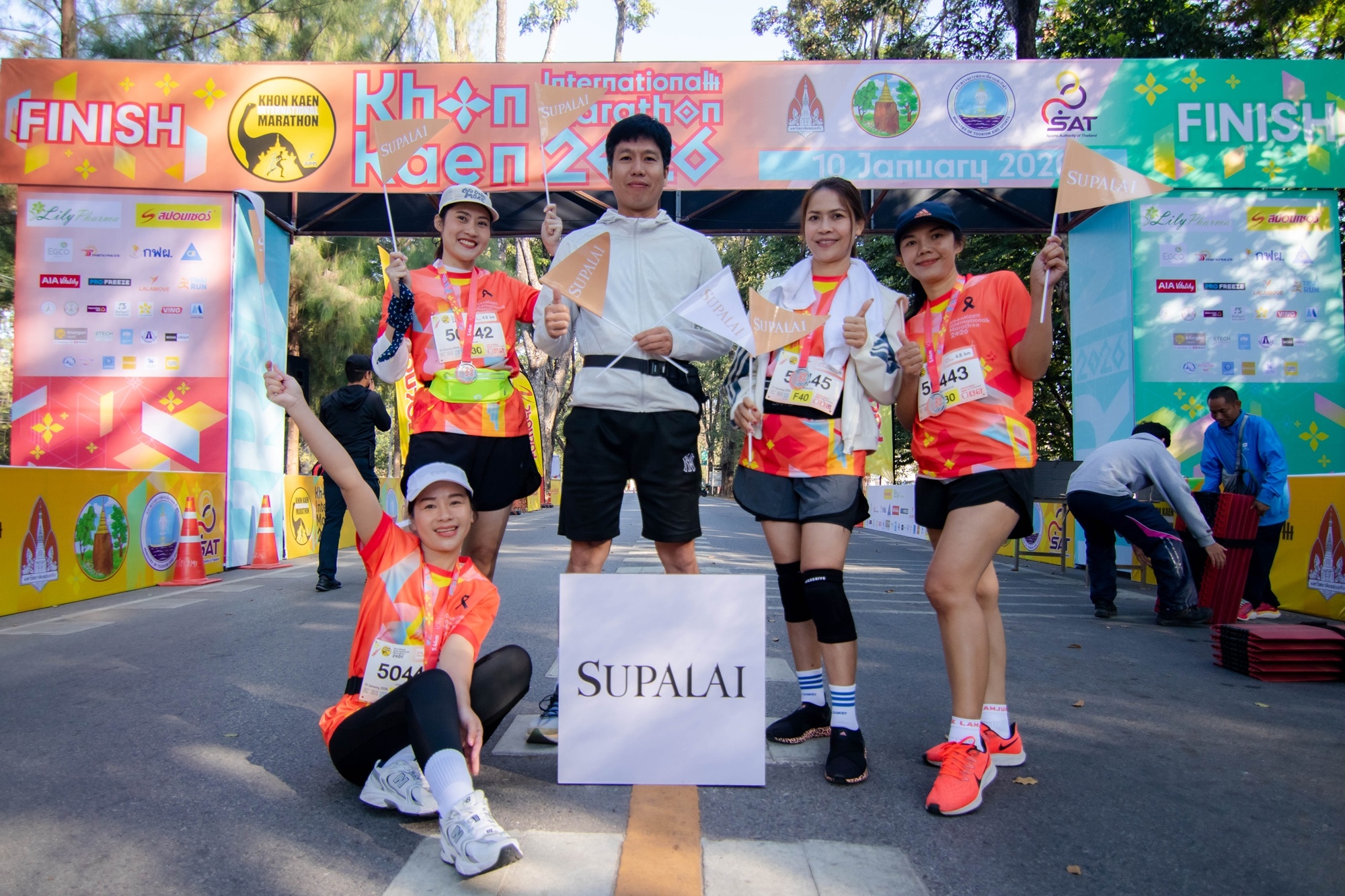 ศุภาลัย แท็คทีมพนักงานและลูกบ้านขอนแก่น ร่วมกิจกรรมวิ่ง–แจกน้ำดื่ม ส่งกำลังใจนักวิ่งใน “ขอนแก่นมาราธอนนานาชาติ ครั้งที่ 21”